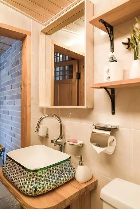 Hwadong 1Beonji Villa Seoul South Korea